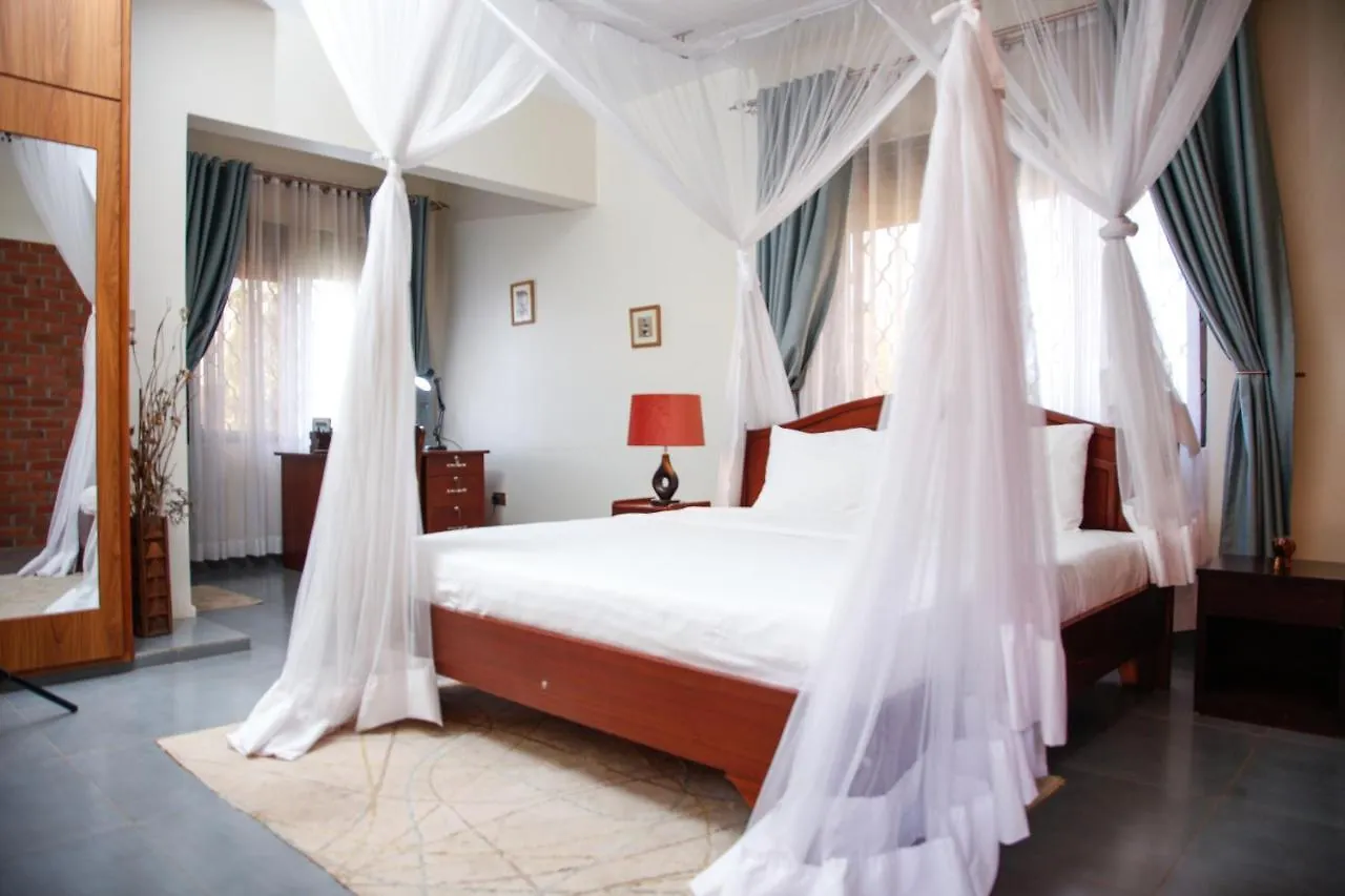 Fred And Winnie Bnb Kampala Homestay